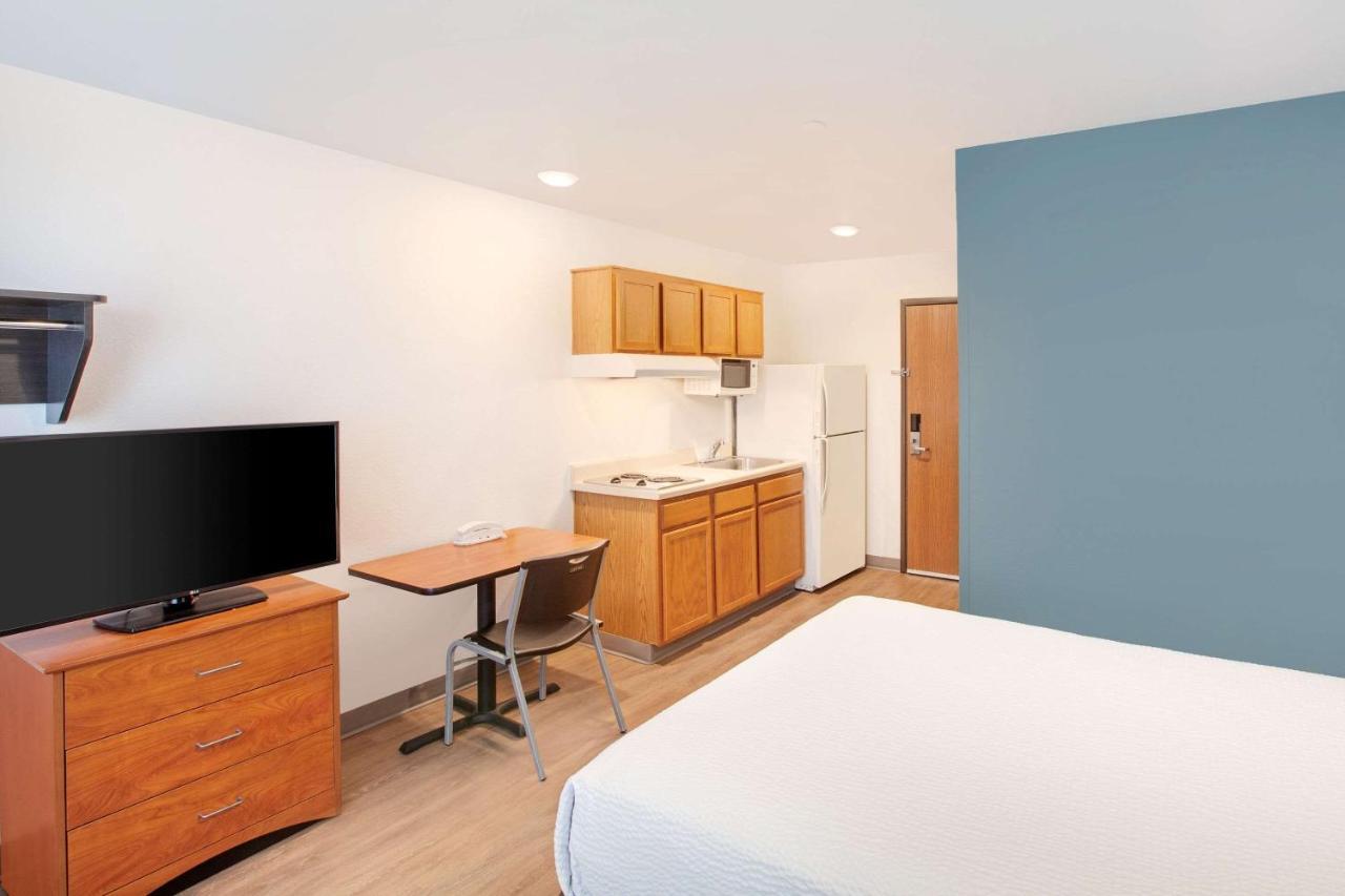 Woodspring Suites Harlingen Exterior foto