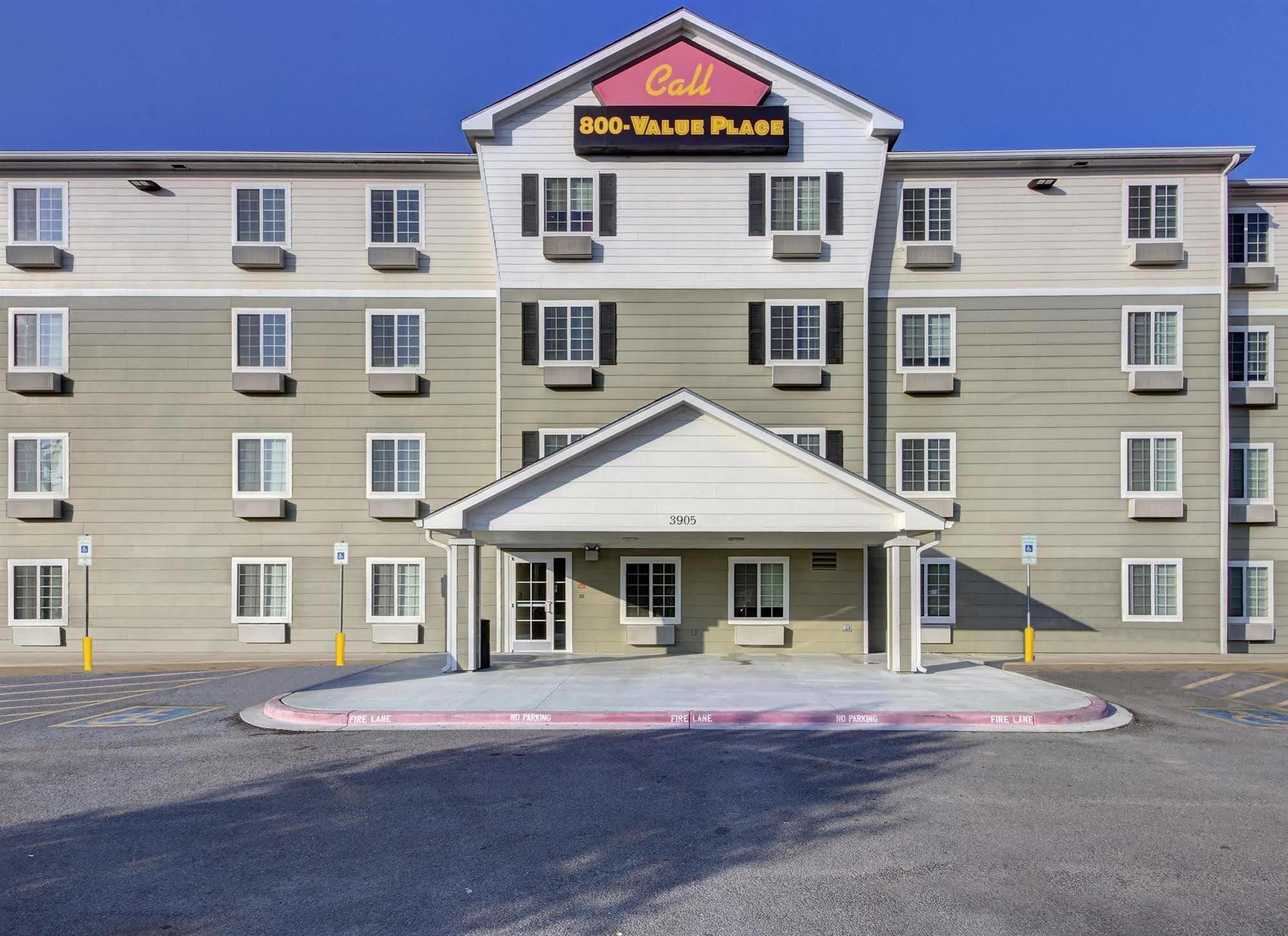 Woodspring Suites Harlingen Exterior foto